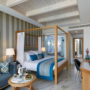 Superior Cabana Private Garden & Sea View